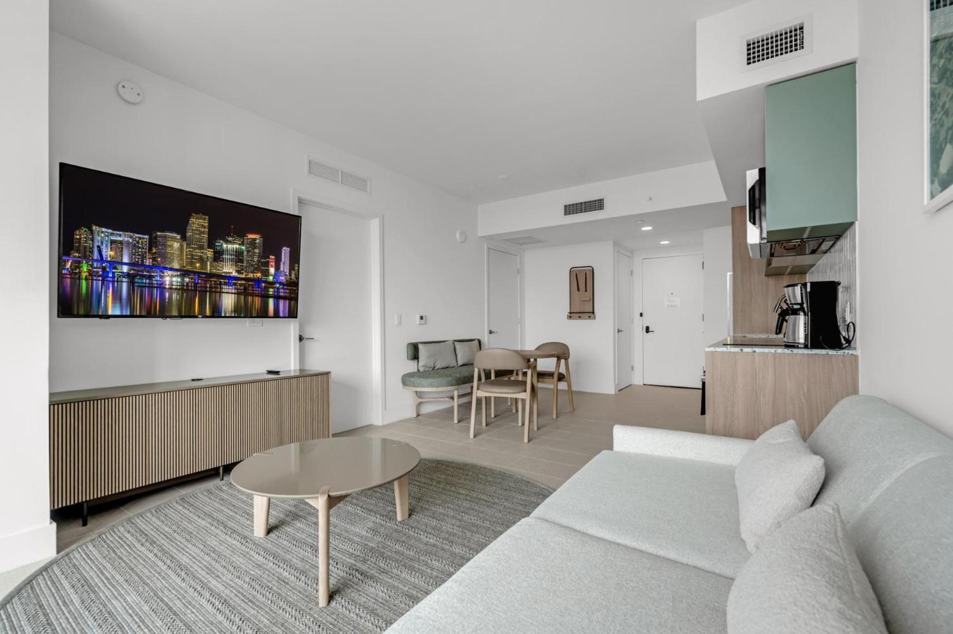 Modern 1Br Apartment With Breathtaking Views Heart Of Downtown Μαϊάμι Εξωτερικό φωτογραφία