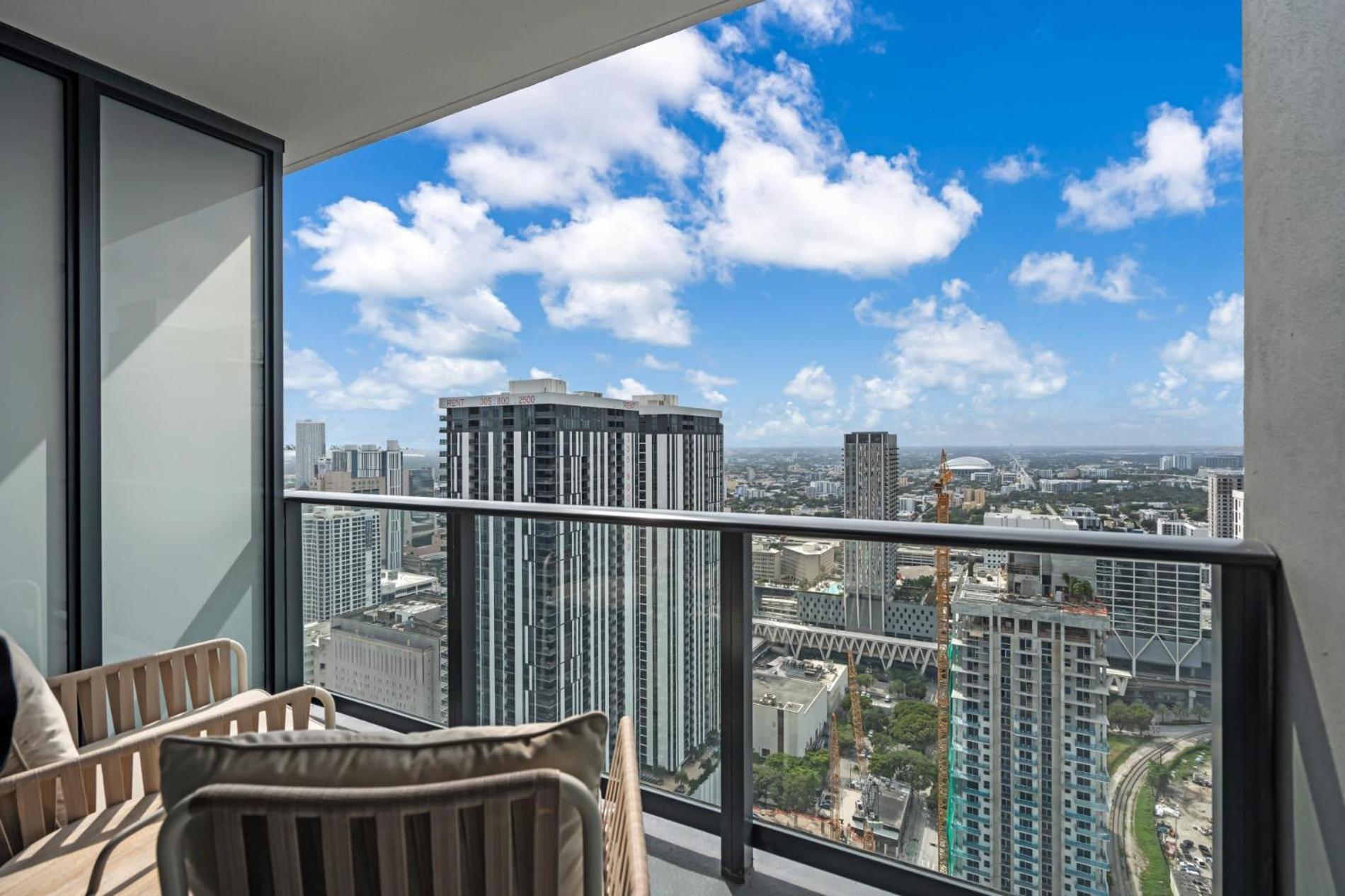 Modern 1Br Apartment With Breathtaking Views Heart Of Downtown Μαϊάμι Εξωτερικό φωτογραφία