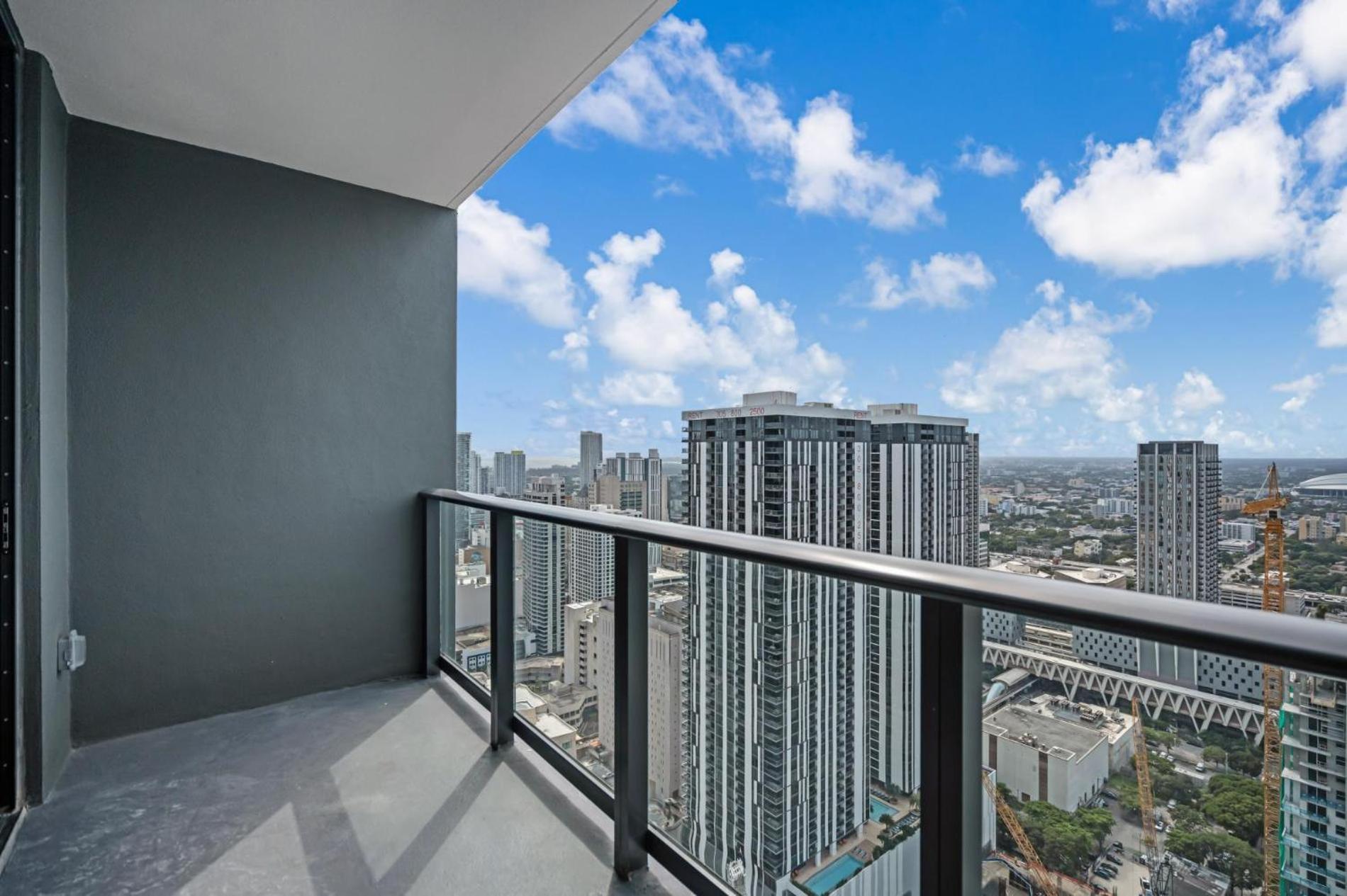 Modern 1Br Apartment With Breathtaking Views Heart Of Downtown Μαϊάμι Εξωτερικό φωτογραφία