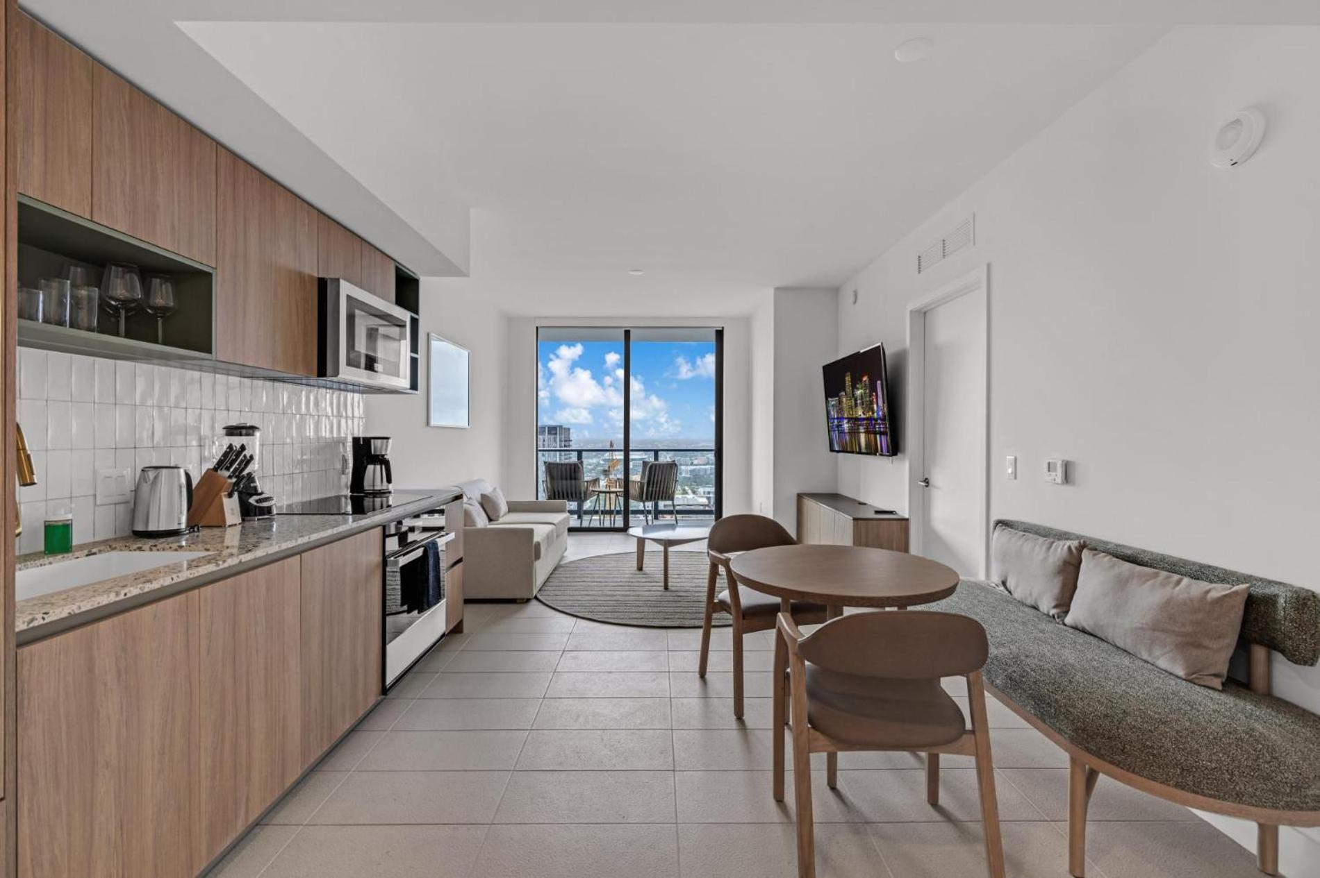 Modern 1Br Apartment With Breathtaking Views Heart Of Downtown Μαϊάμι Εξωτερικό φωτογραφία